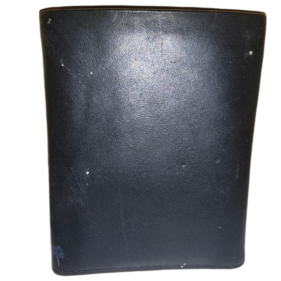 Calvin Klein Genuine Leather Wallet - Picture 2 of 6